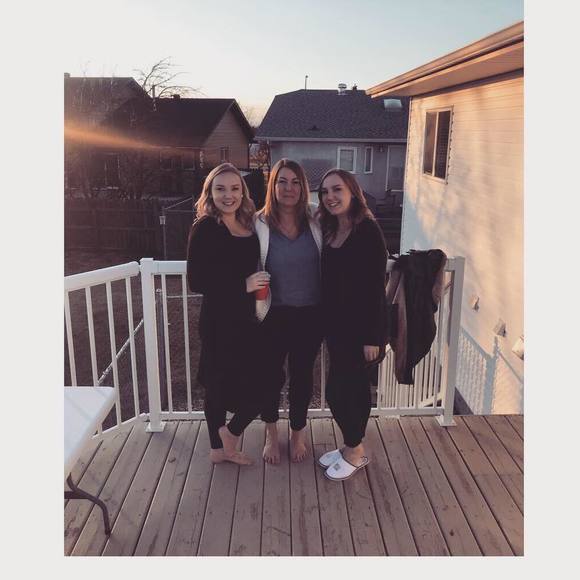 Meet your Posher, Mackenzie - Picture 1 of 1